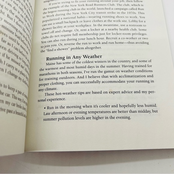 NWT Joan Samuelson’s Running For Women Book 218 pages. Softcover. - Picture 4 of 6